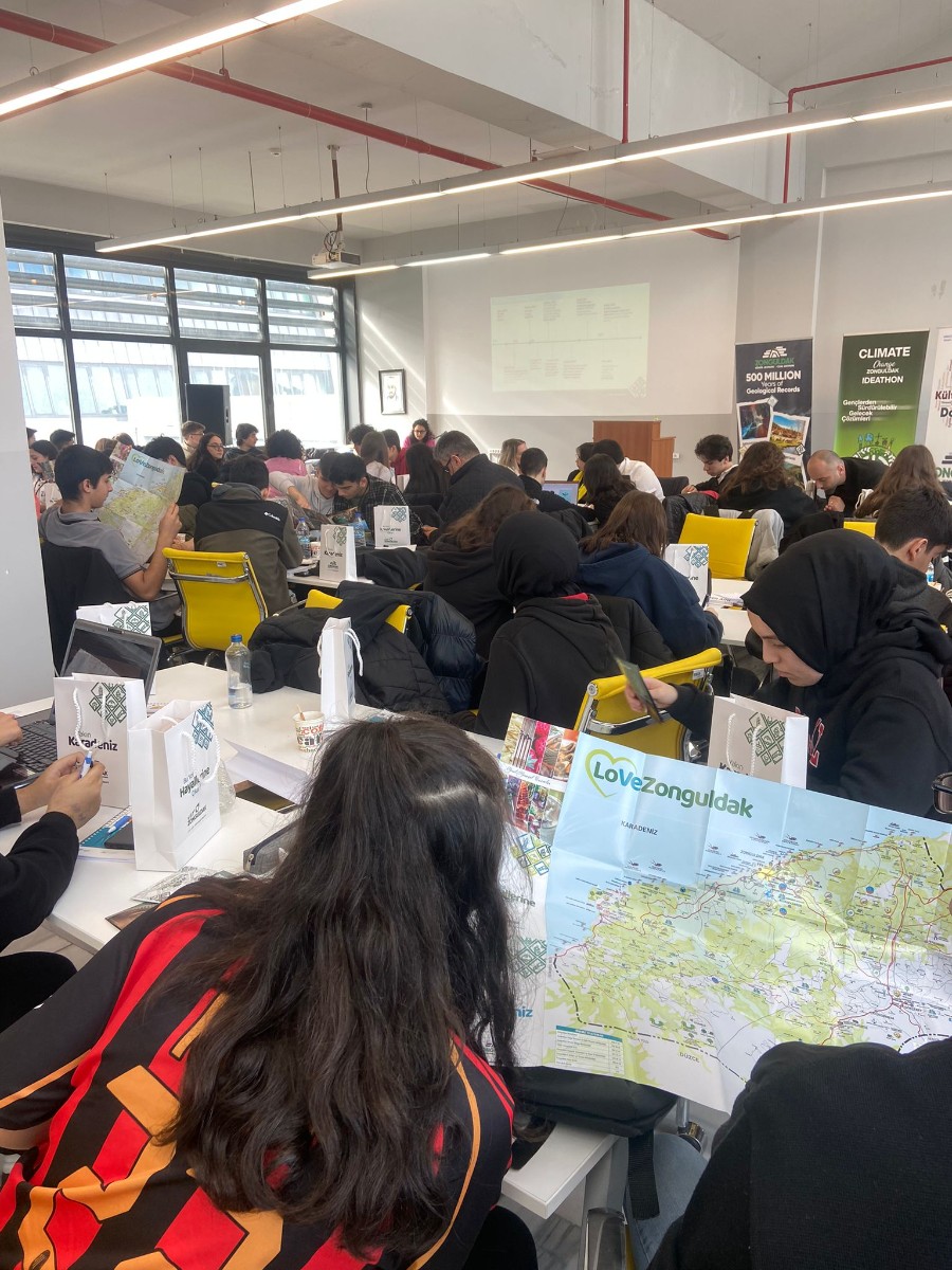 IDEATHON   Gençlerin Sürdürülebilir Gelecek Çözümleri   Fikir Atölyesi ne Destek Verdik