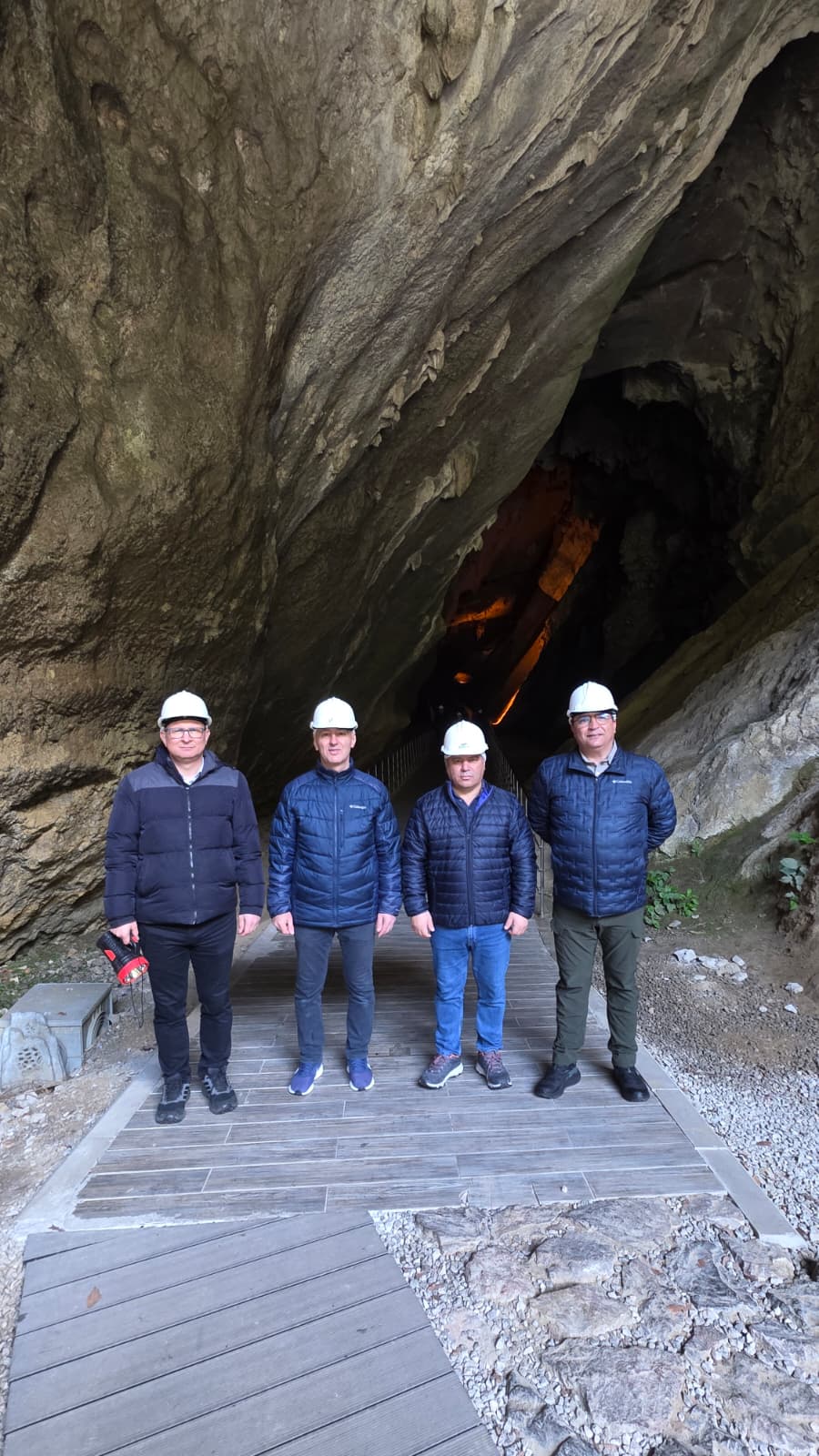 İlimize Yeni Atanan Orman Bölge Müdürü Sn. Halil OFLU'ya Jeopark Tanıtım Gezisi Düzenlendi.
